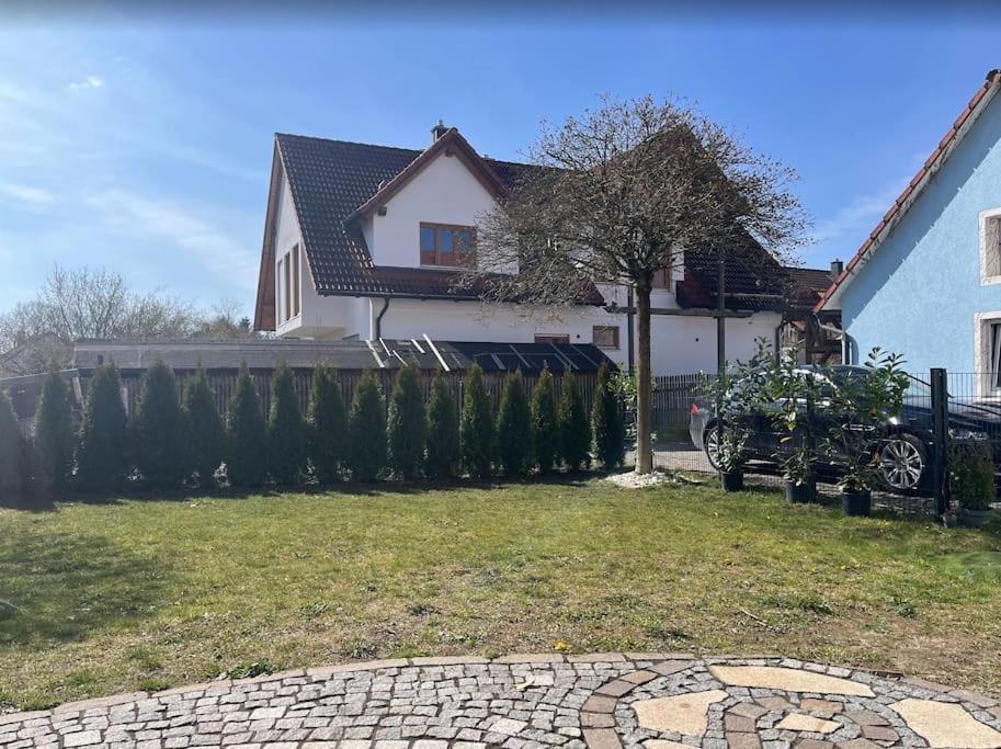 Apartment Amidst Nature-Riverdale, North Of Munich Fahrenzhausen Kültér fotó
